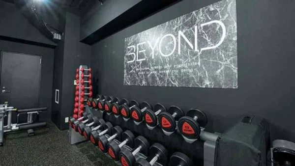 BEYOND(ビヨンド)池袋店