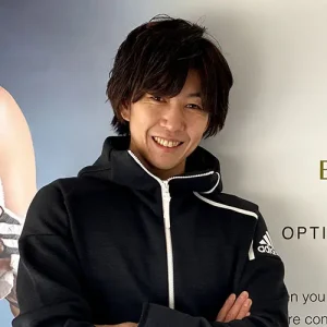 ビーコンセプト 神楽坂店の佐藤トレーナー