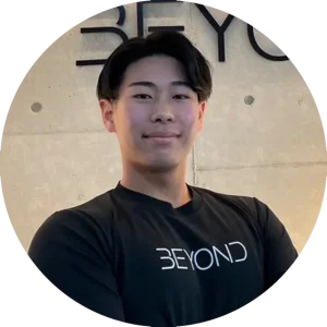 BEYOND(ビヨンド) 久留米店の松雪 日向大トレーナー