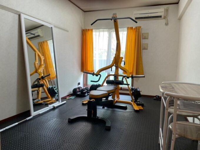 OUTLINE(アウトライン) 戸塚店