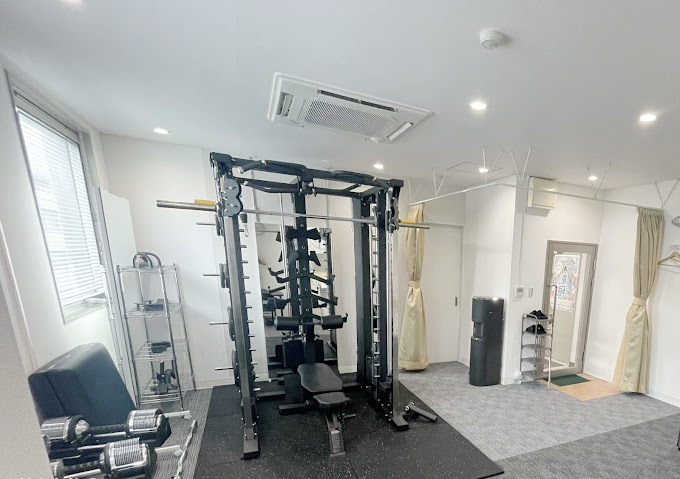 パーソナルジムアヴニール 豊中店