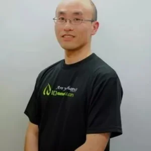 BODY UPDATE LABOの八巻稔秀トレーナー