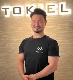 TOKIEL 浅草本店の宮脇 達也トレーナー