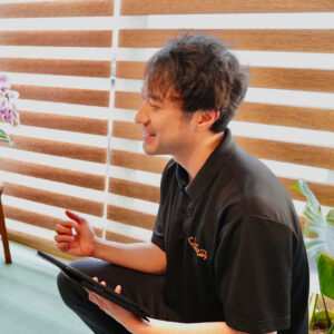 パーソナルジム Weavingの山本圭吾トレーナー