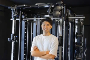 ELEMENT(エレメント) 中野店の櫻井トレーナー