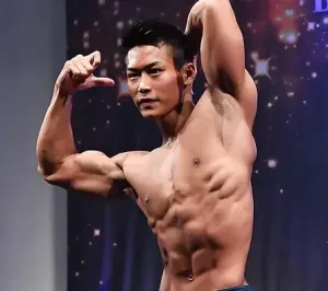 Personal Gym Natureの石塚 光トレーナー