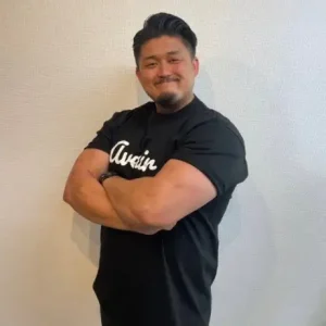 パーソナルジムアヴニール 豊中店の阿部 勇輝トレーナー
