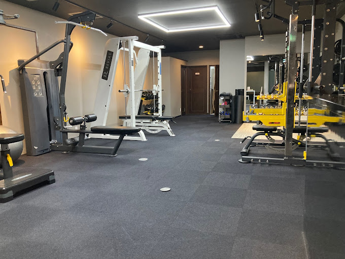 駅前筋肉留学GO 藤が丘店