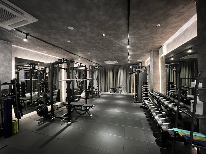 BEYOND(ビヨンド) 博多店