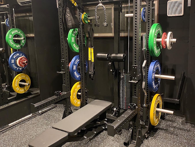 EAGLE BASE 五反田店