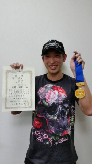 E-STRETCH GYM 白金台店の井野 朗宏トレーナー