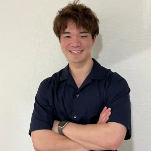 ビーコンセプト 池袋店の大木トレーナー