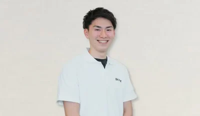 Dr. plus Fit(ドクタープラスフィット) 高槻店の崎濱トレーナー