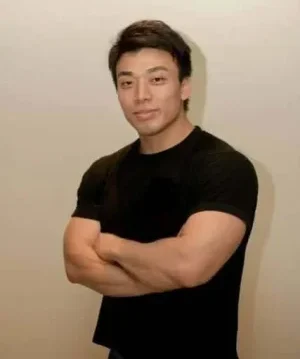 MIYAZAKI GYM(ミヤザキジム) 西荻窪店の村井信龍トレーナー