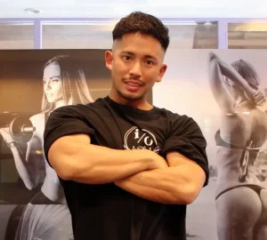 i/o bodymake studio(イオボディメイクスタジオ)の村岡 隼門トレーナー