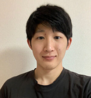 OUTLINE(アウトライン) 練馬店の松長トレーナー