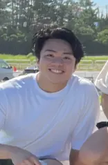 REVOIST 平井蔵前橋通り店の藪下翔トレーナー