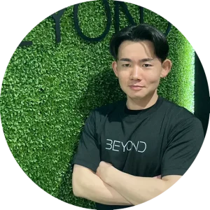 BEYOND(ビヨンド) 堺東店の三上 峻トレーナー