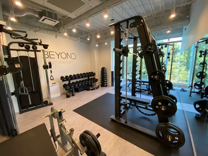 BEYOND(ビヨンド) 栄店