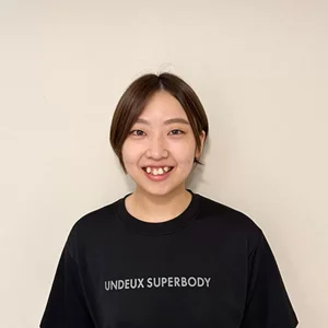 UNDEUX SUPERBODY 芦屋店のS.Akariトレーナー