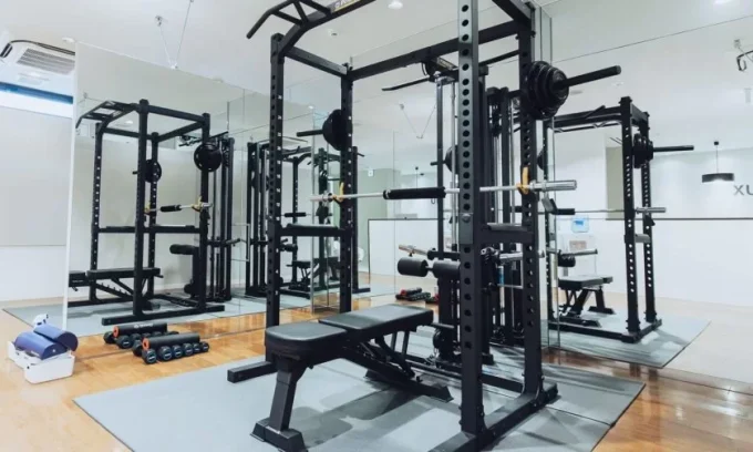 UNDEUX SUPERBODY 芦屋店