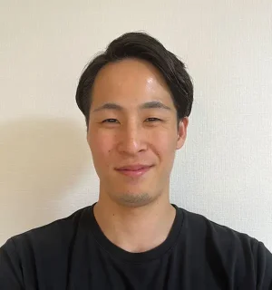 OUTLINE(アウトライン) 下北沢店の白井トレーナー