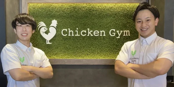 チキンジム 福岡天神店のトレーナー