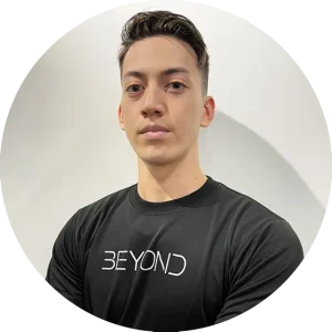 BEYOND(ビヨンド) 町田店の上山 乃天トレーナー