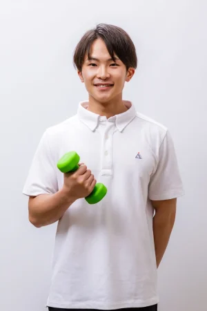 かたぎり塾 後楽園店の尾崎康平トレーナー