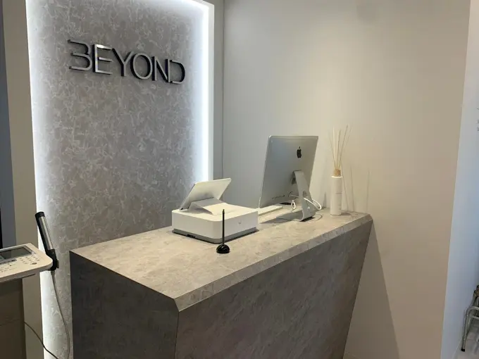BEYOND(ビヨンド)横浜西口店