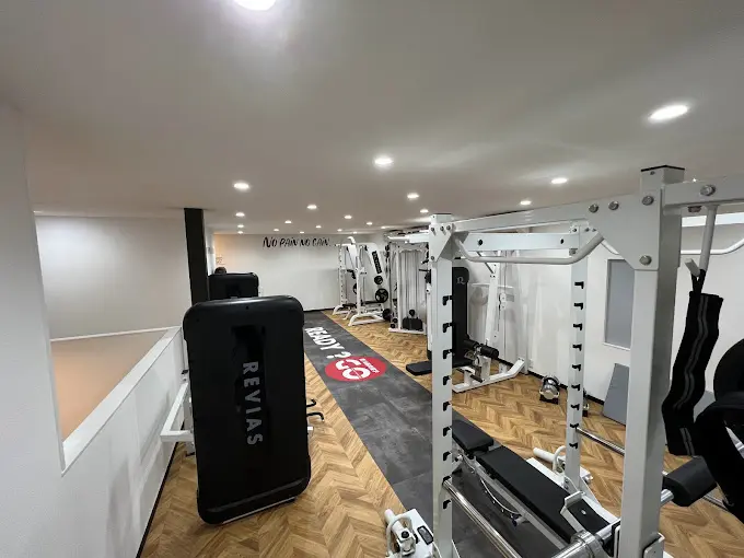 街ナカ筋肉留学GO 岐阜店