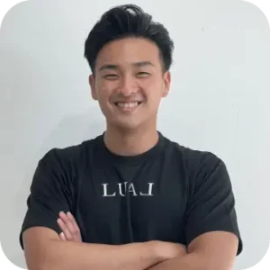 LUAL GYM 倉敷の上森久遠トレーナー