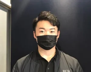 overlapの小椋 鉄也トレーナー