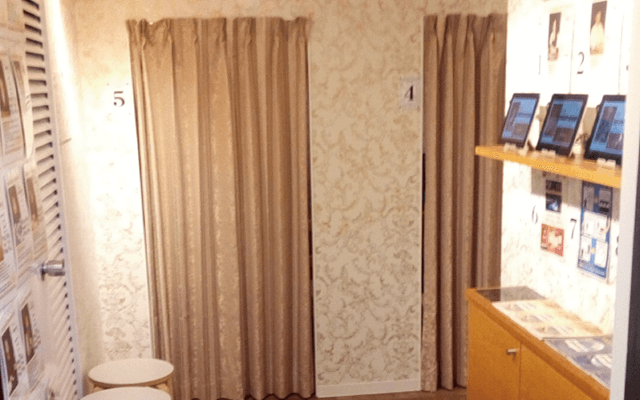 東京 占いの館 千里眼 新宿西口店