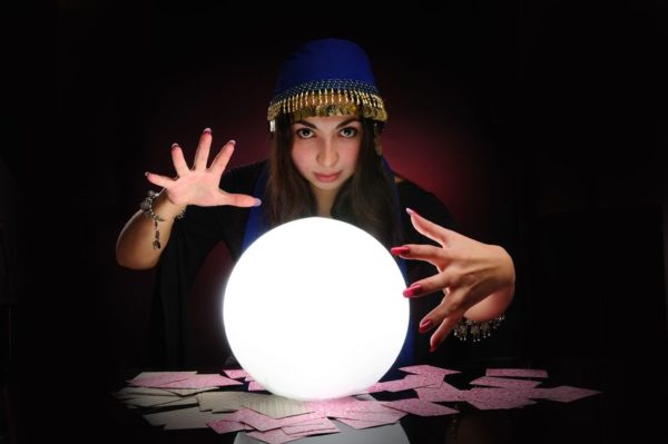 思念伝達が得意な口コミで評判の占い師さんとは？