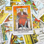 タロットカード「4：皇帝(エンペラー)」の意味と解釈【仕事・恋愛】