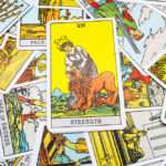 タロットカード「8：力(ストレングス)」の意味と解釈【仕事・恋愛】
