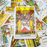 タロットカード「6：恋人(ラバーズ)」の意味と解釈【仕事・恋愛】