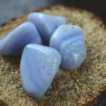 ブルーレースアゲートの意味や効果・浄化方法などをご紹介！【パワーストーン】