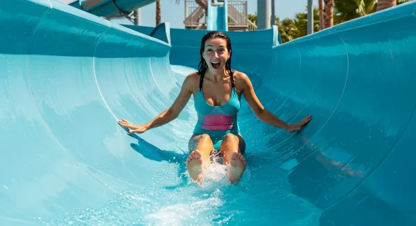 ウォータースライダーの夢の意味とは？