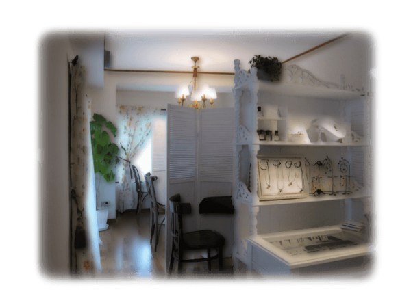 fortune salon NEW MOON