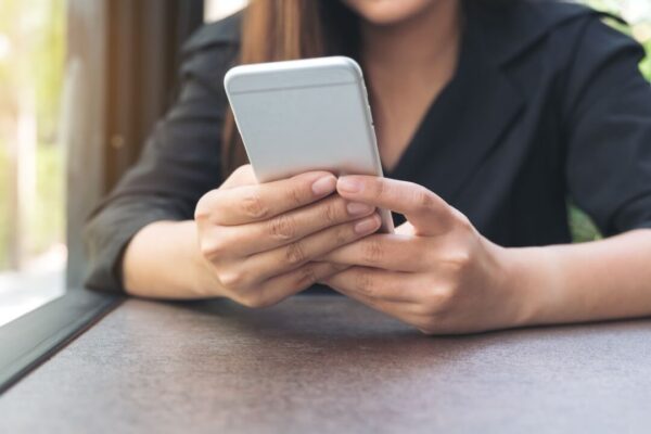 元彼への復縁の切り出し方①「最初のLINE」