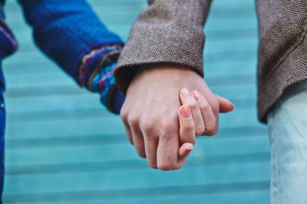 距離を置いている男性と元どおりになるための対策