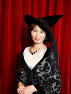 天野マアト先生