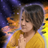 夜薇(よみ)先生