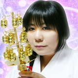 瑠璃珂(るりか)先生