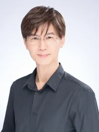 光山レンズ(コウヤマレンズ)先生