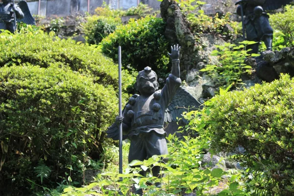 烏天狗のスピリチュアルな象徴